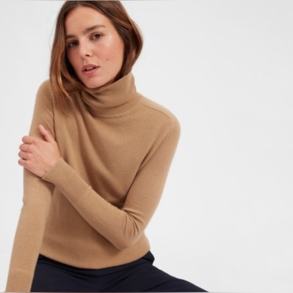Banana Republic Sweaters - Banana Republic Tan Silk Blend Turtleneck Sweater